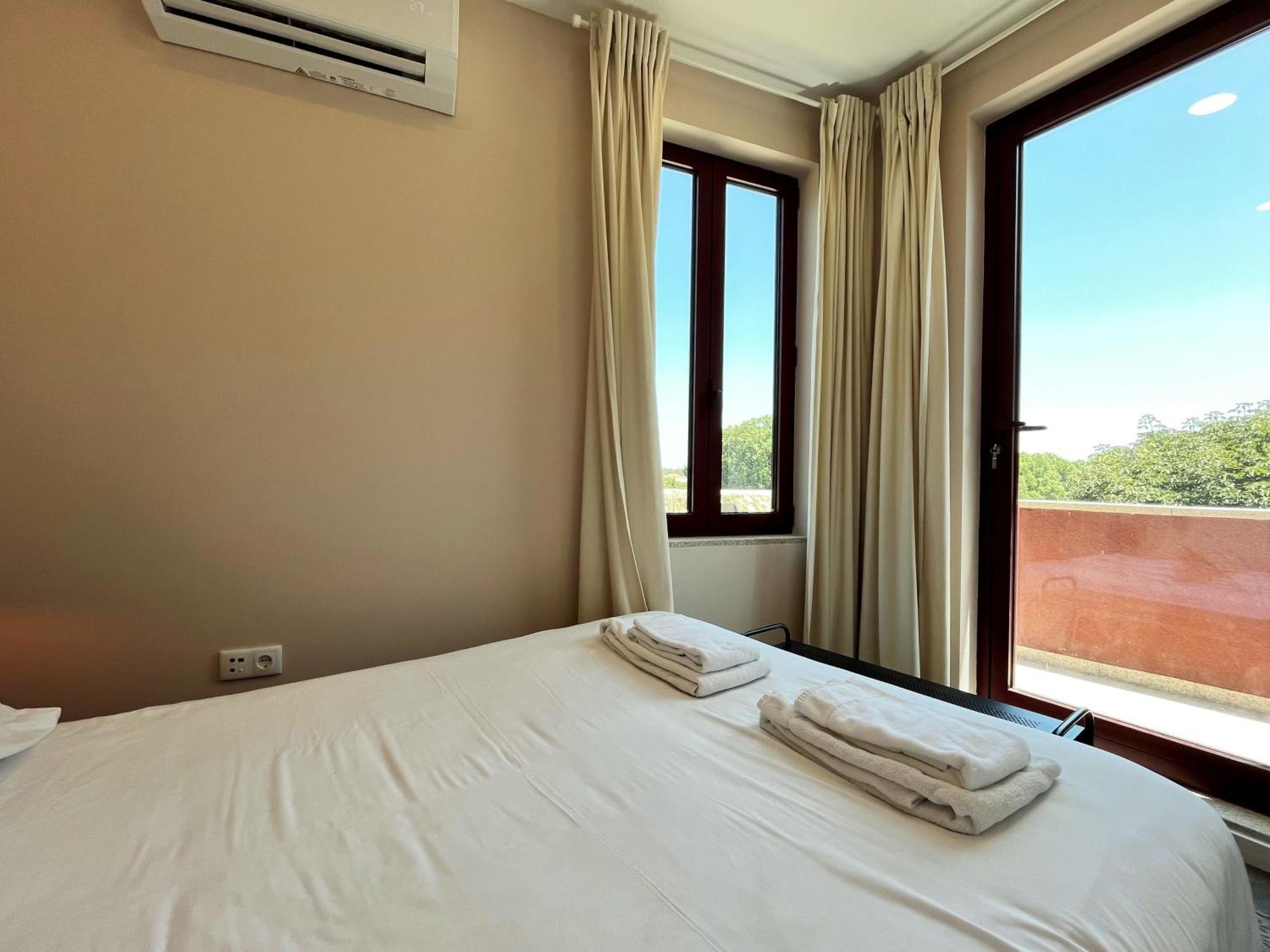 Nomad'S Fine Arts Collection Apartment Порто Екстериор снимка